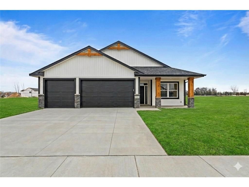 713 David Way, Isanti, MN 55040 — exterior