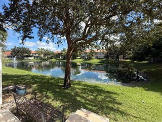 5424 NW 90th Ave, Sunrise, FL 33351