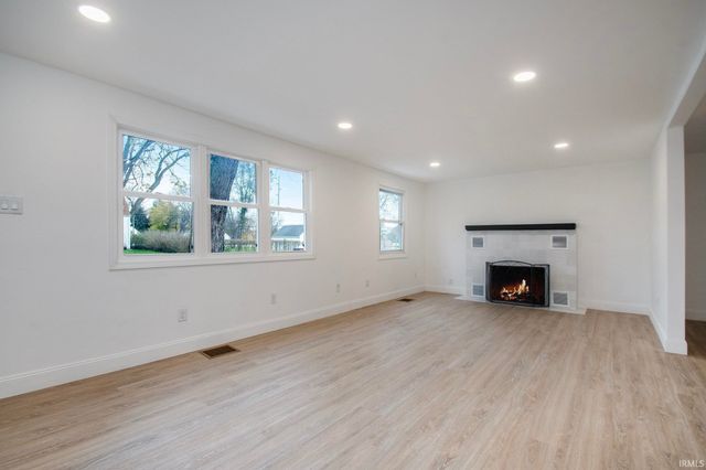 54405 Northern Avenue, South Bend, IN 46635
