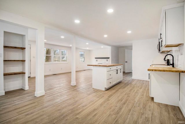 54405 Northern Avenue, South Bend, IN 46635