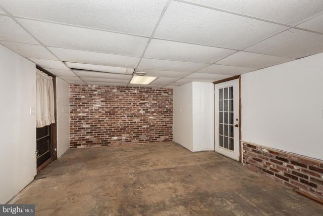 5 SUNSET DR, Gettysburg, PA 17325