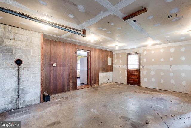 5 SUNSET DR, Gettysburg, PA 17325