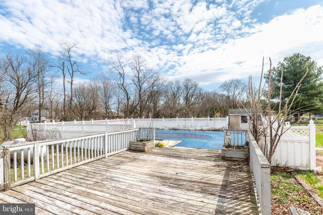 5 SUNSET DR, Gettysburg, PA 17325