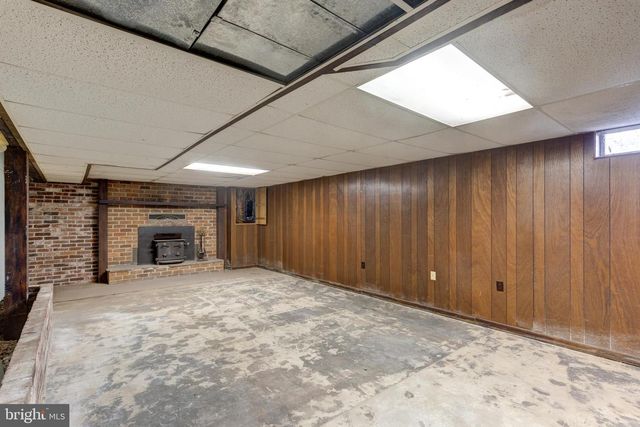 5 SUNSET DR, Gettysburg, PA 17325