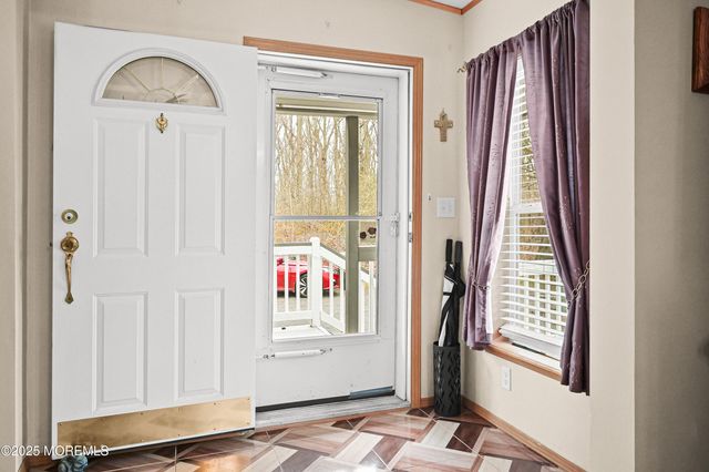 18 Village Road, Morganville, NJ 07751