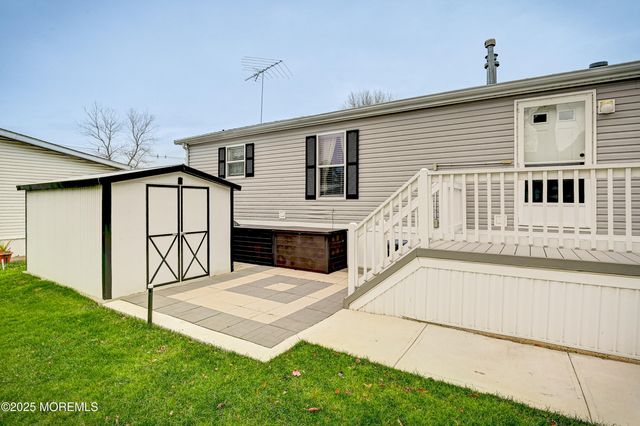 18 Village Road, Morganville, NJ 07751