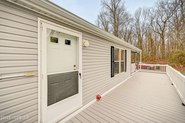 18 Village Road, Morganville, NJ 07751