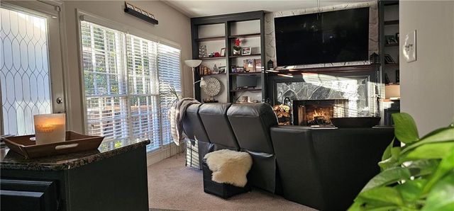 8980 Stonelake Court, Roswell, GA 30076