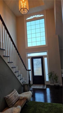 8980 Stonelake Court, Roswell, GA 30076