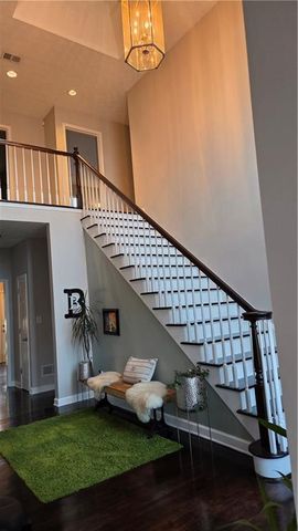 8980 Stonelake Court, Roswell, GA 30076