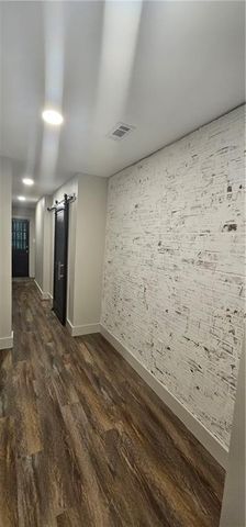 8980 Stonelake Court, Roswell, GA 30076