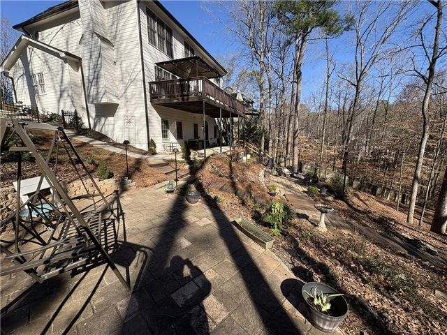 8980 Stonelake Court, Roswell, GA 30076