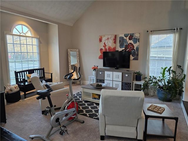 8980 Stonelake Court, Roswell, GA 30076