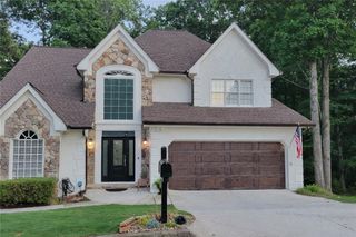 8980 Stonelake Court, Roswell, GA 30076