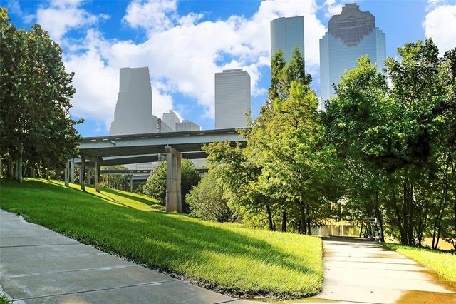 934 E Heights Hollow Lane, Houston, TX 77007