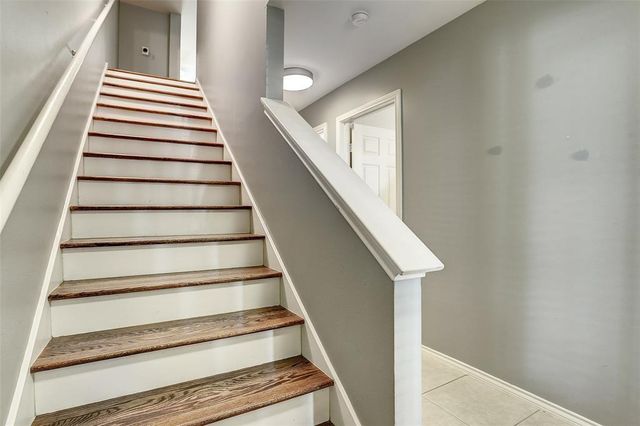 934 E Heights Hollow Lane, Houston, TX 77007