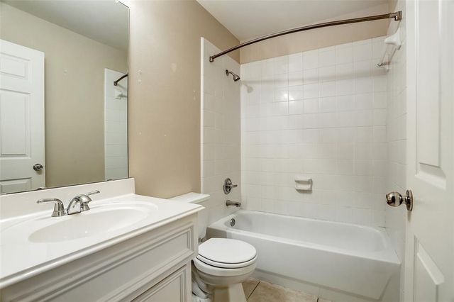 934 E Heights Hollow Lane, Houston, TX 77007