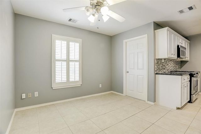 934 E Heights Hollow Lane, Houston, TX 77007