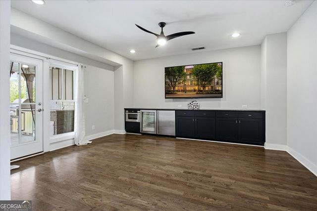 976 Memorial Walk SE, Atlanta, GA 30316