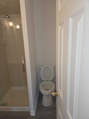 3360 184th Street 1E, Homewood, IL 60430