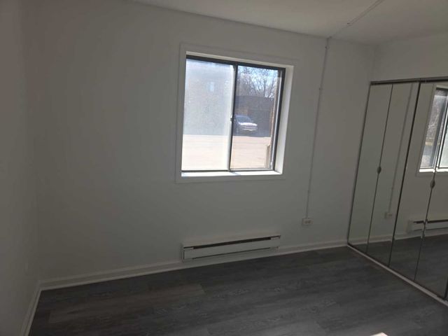 3360 184th Street 1E, Homewood, IL 60430