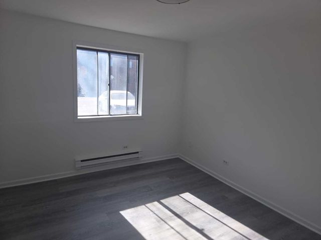 3360 184th Street 1E, Homewood, IL 60430