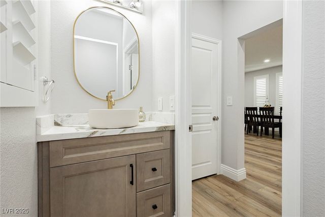 8095 Carpenter Creek Avenue, Las Vegas, NV 89113