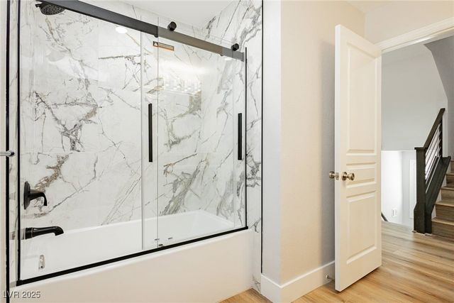 8095 Carpenter Creek Avenue, Las Vegas, NV 89113