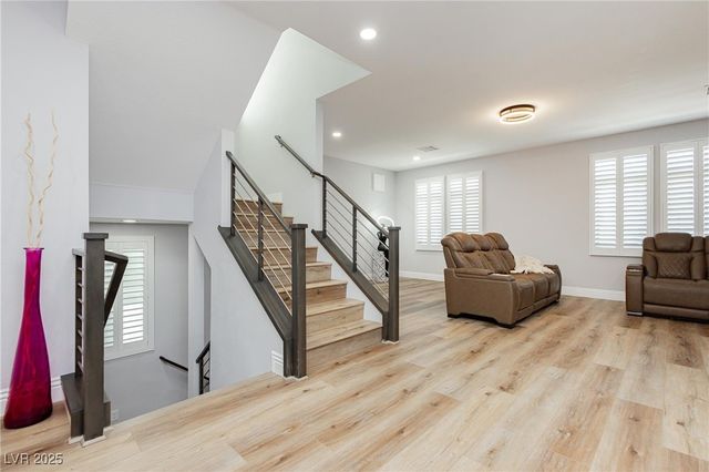 8095 Carpenter Creek Avenue, Las Vegas, NV 89113