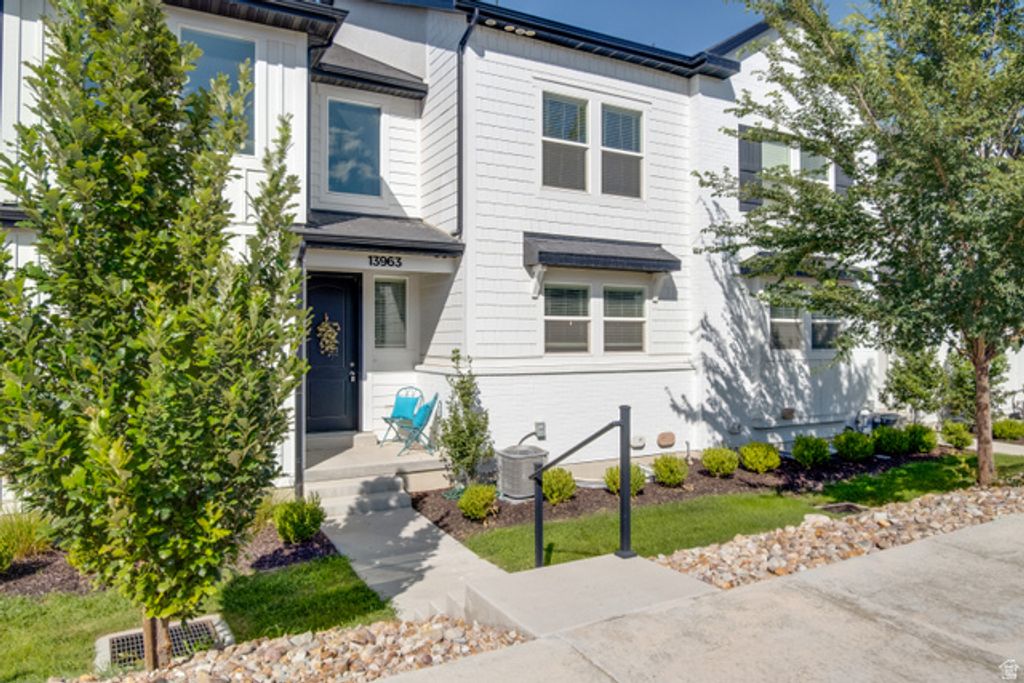 13963 S WIDE RIDGE WAY, Herriman, UT 84096