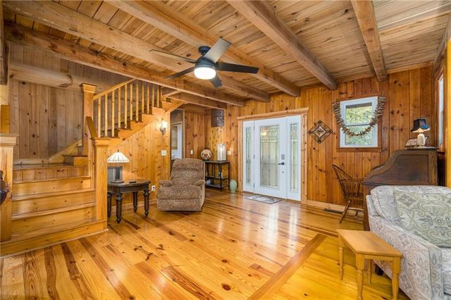 17 Tara Lane, Ellijay, GA 30540