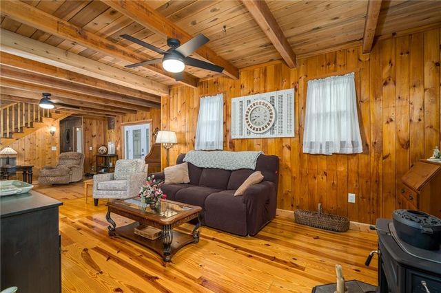 17 Tara Lane, Ellijay, GA 30540