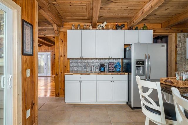 17 Tara Lane, Ellijay, GA 30540