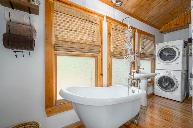 17 Tara Lane, Ellijay, GA 30540