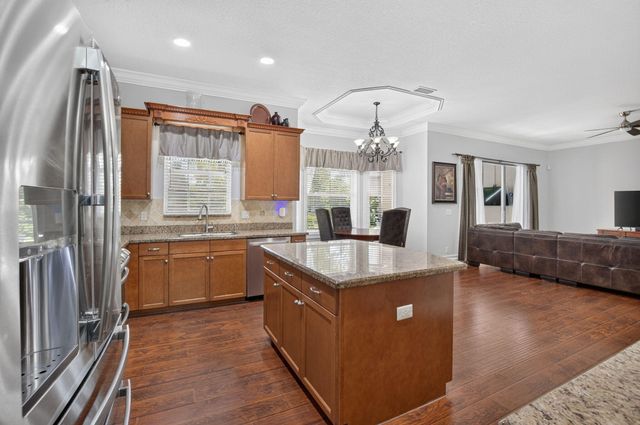 9925 Cobblestone Creek Drive, Boynton Beach, FL 33472