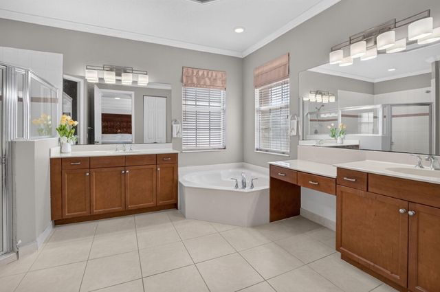 9925 Cobblestone Creek Drive, Boynton Beach, FL 33472