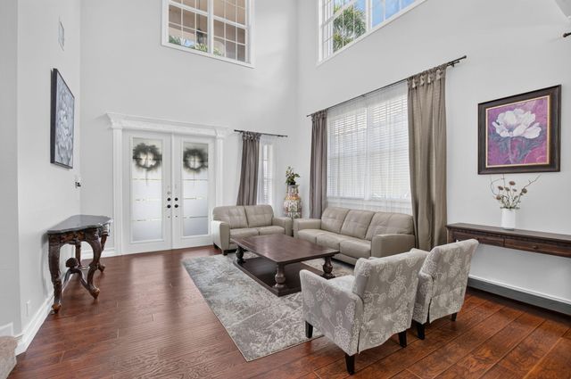 9925 Cobblestone Creek Drive, Boynton Beach, FL 33472
