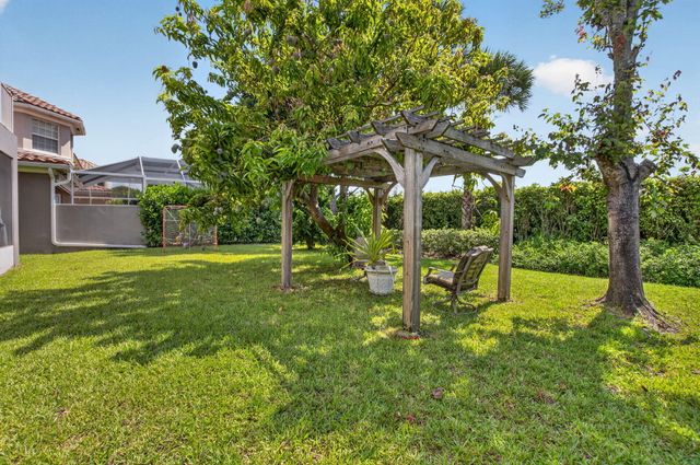 9925 Cobblestone Creek Drive, Boynton Beach, FL 33472