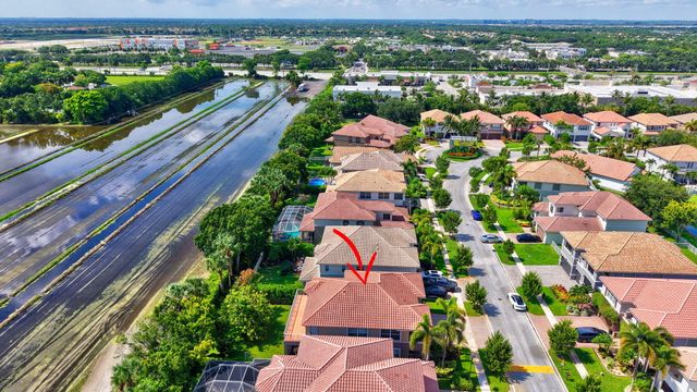 9925 Cobblestone Creek Drive, Boynton Beach, FL 33472