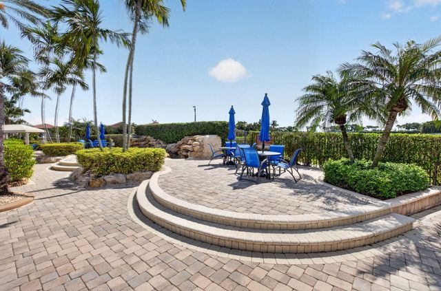 9925 Cobblestone Creek Drive, Boynton Beach, FL 33472