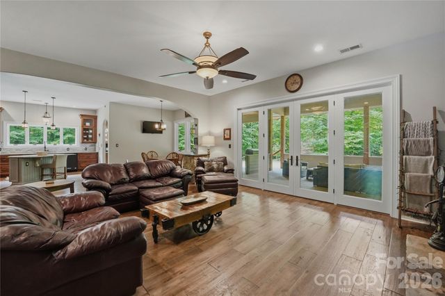 9860 Harvest Lane, Davidson, NC 28036