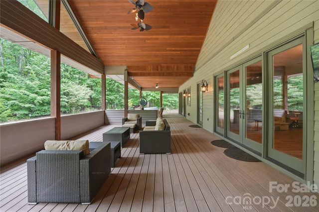 9860 Harvest Lane, Davidson, NC 28036