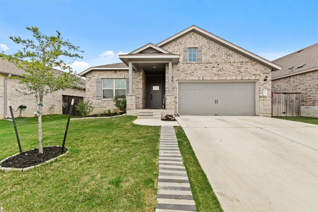 128 Smokebush TRL, Bastrop, TX 78602