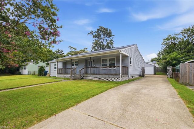5545 Aragon DR, Virginia Beach, VA 23455