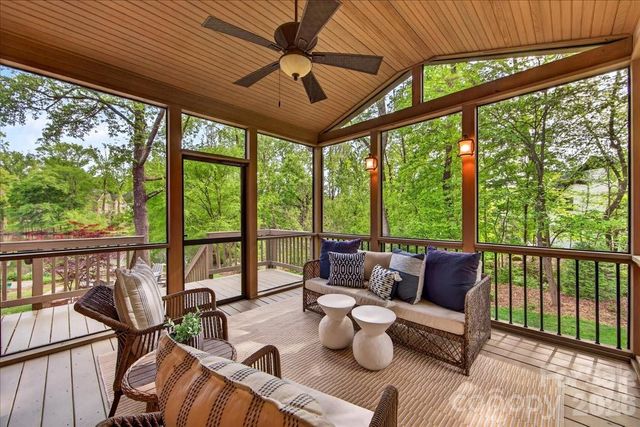 1834 Alden Oaks Drive, Charlotte, NC 28270