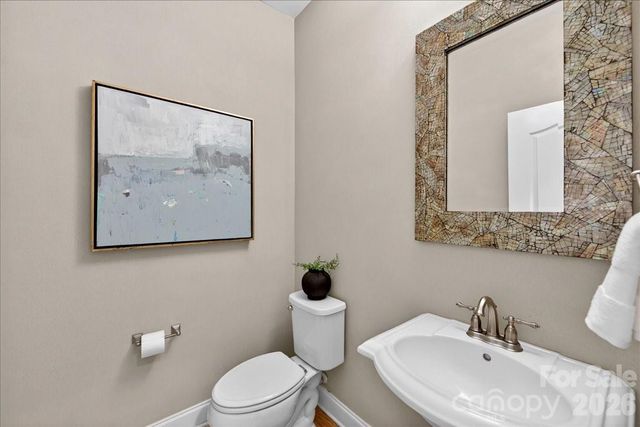 1834 Alden Oaks Drive, Charlotte, NC 28270