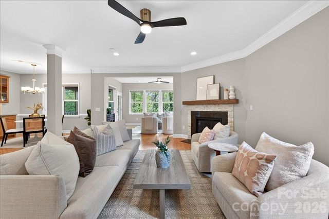 1834 Alden Oaks Drive, Charlotte, NC 28270