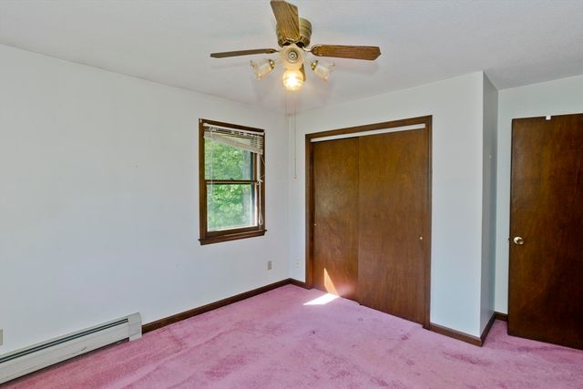 6 Pine Wood Dr, Southampton, MA 01073
