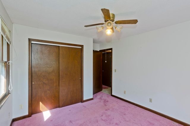 6 Pine Wood Dr, Southampton, MA 01073