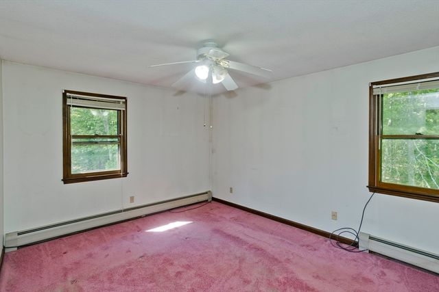6 Pine Wood Dr, Southampton, MA 01073